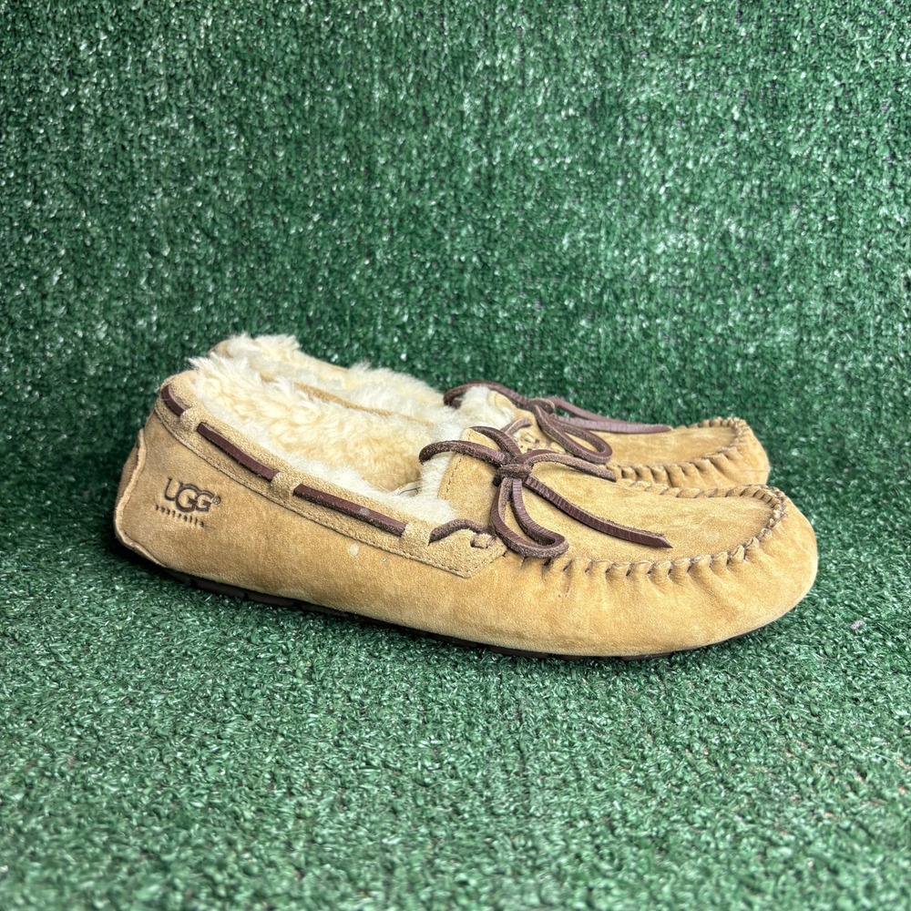 UGG Dakota Suede Shearling Fur Lined Moccasin Slipper Chestnut Tan Womens Size 8